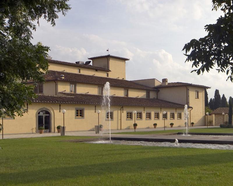 Hotel 500 Firenze กัมปีบีเซนซีโอ ภายนอก รูปภาพ