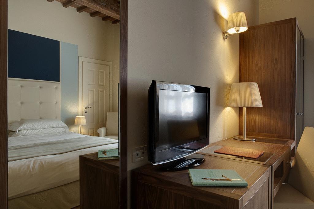 Hotel 500 Firenze กัมปีบีเซนซีโอ ห้อง รูปภาพ